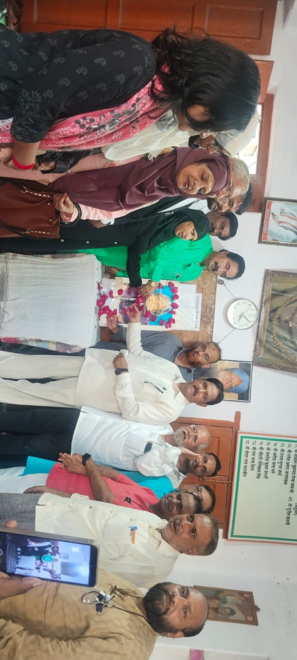 City Congress Committee members paid heartfelt tribute to Dr. A.P.J. Abdul Kalam
