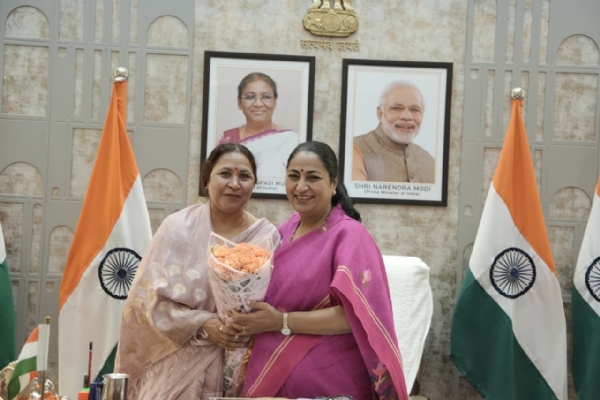Satya Sharma, Chairperson of the Standing Committee, during her meeting with Chief Minister Rekha Gupta.