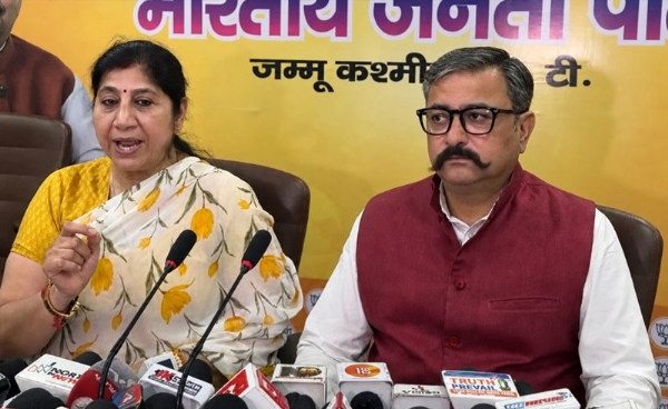 BJP demands resignation of Sakeena Itoo over anti national books issue