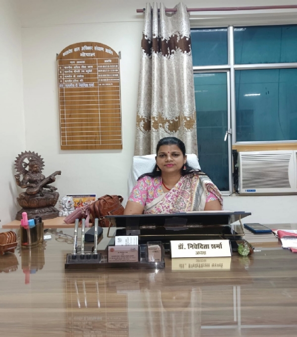 Dr nivedita sharma