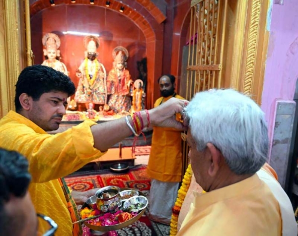LG Manoj Sinha paying obeisance at ancient Shri Ram Mandir at Purani Mandi, Jammu LG Manoj Sinha paying obeisance at ancient Shri Ram Mandir at Purani Mandi, Jammu