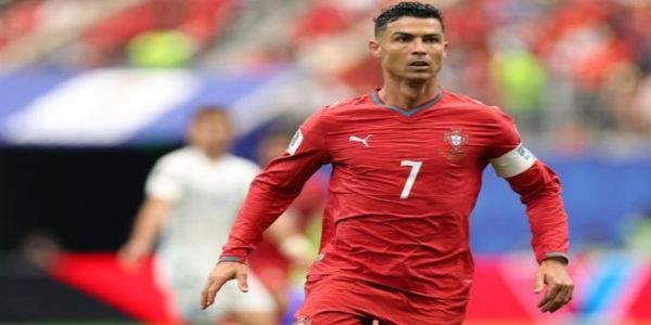 Cristiano Ronaldo Becomes Oldest Outfield Player to Start a FIFA World Cup Knockout Match