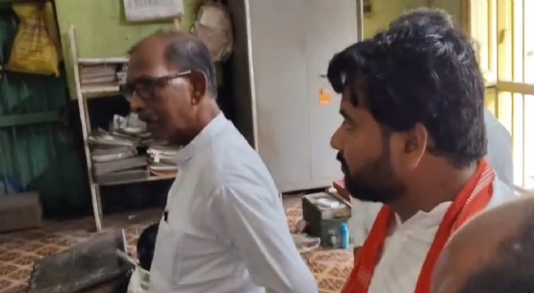 औचक निरीक्षण करते कृषि मंत्री