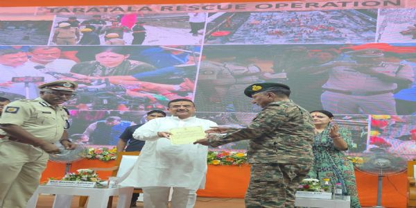 Building Safety Under Special Watch After Taratala Tragedy; CM Suvendu Adhikari Honours Rescue Personnel