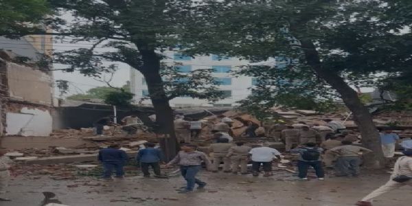 Building Collapses in Chandigarh Industrial Area, Five Rescued