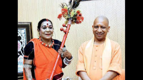 Chief Minister Yogi Adityanath with Dr. Teejan Bai (file photo)
