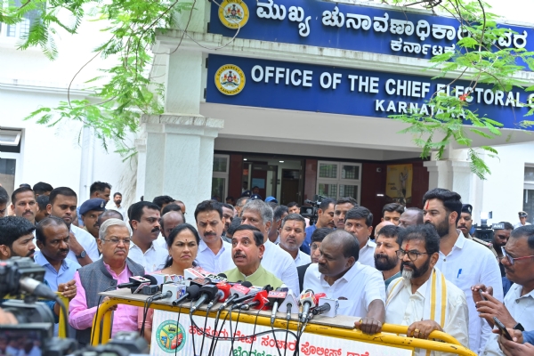 Pralhad Joshi spoke to the media. Pralhad Joshi spoke to the media.
