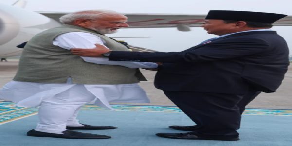 PM Modi Arrives in Indonesia, Holds Talks with President Prabowo to Deepen Comprehensive Strategic Partnership