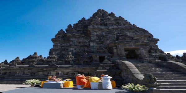 (Lead)PM Modi Offers Prayers at Indonesia's Historic Prambanan Temple, Launches Joint Restoration Project with President Prabowo