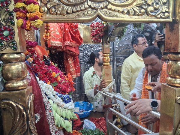 Pankaj Chaudhary in Vindhyachal on Thursday, performing puja of Maa Vindhyavasini
