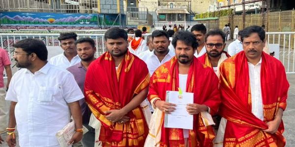 Tamil Nadu Agriculture Minister draws flak for taking draft Budget to Tirupati temple