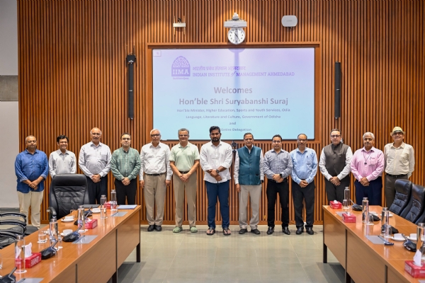Minister Suryabanshi Suraj Visits IIM Ahmedabad,