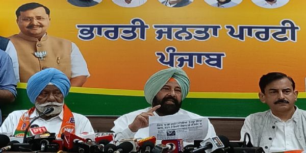 Why Rahul and Kejriwal silent on the issue of Jharkhand students: Kewal Singh Dhillon