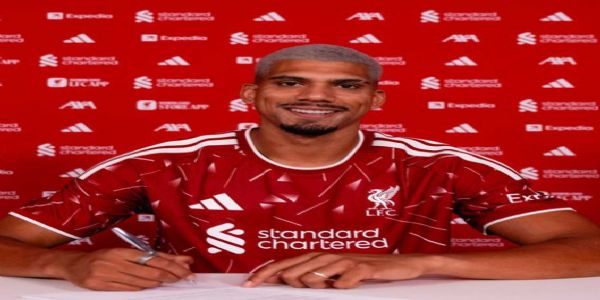 Liverpool Agree to Sign Barcelona Defender Ronald Araujo on Loan for 2026-27 Season