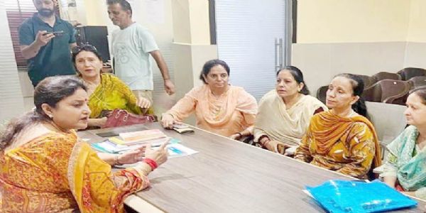 Priya Sethi listens public grievances
