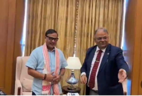 ONGC Chairman and CEO Arun Kumar Singh meeting with Assam Chief Minister Dr. Himanta Biswa Sarma on Thursday.