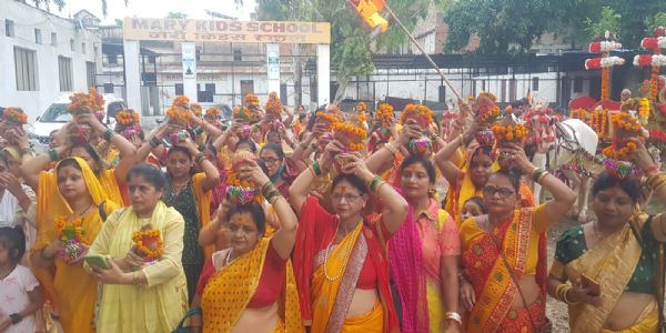 Grand and divine Kalash Yatra organised prior to commencement of Shiva Mahapuran Katha