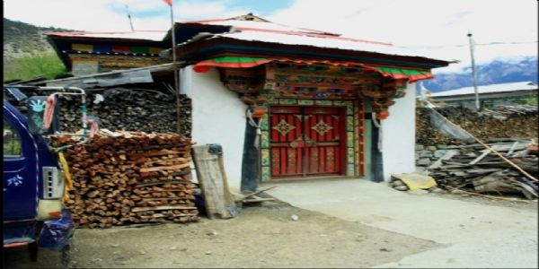 Lhading: Where Tibet’s Sacred Landscapes Meet a Living Cultural Heritage