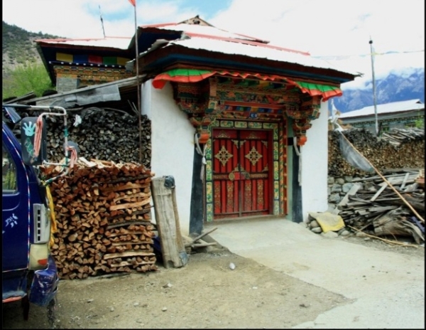Lhading: Where Tibet’s Sacred Landscape