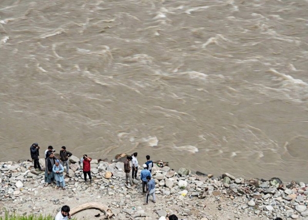 Vehicle plunges into rivulet, 5 workers of Pakal Dul Project killed