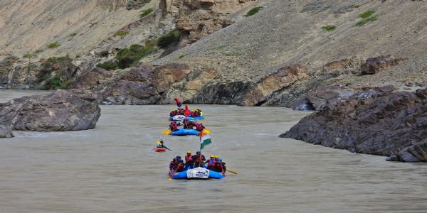 COLONEL SONAM WANGCHUK, MAHAVIR CHAKRA WHITE WATER RAFTING EXPDN FROM PADUM TO NIMU