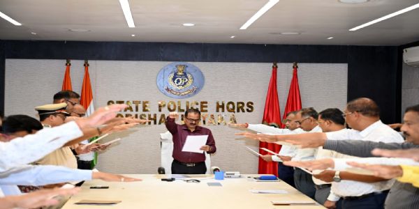 Odisha Police Takes Collective Pledge to Build Drug-Free Society