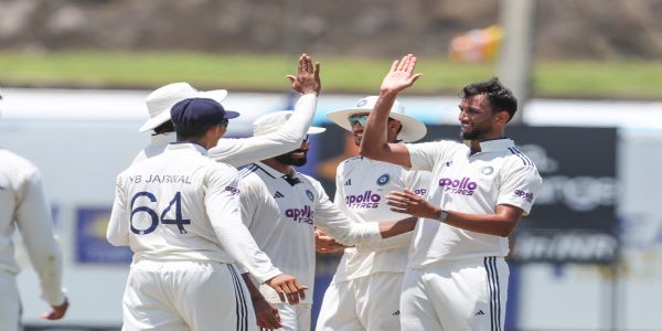 India Defeat Sri Lanka by 165 Runs in Galle Test, Suthar Takes 10 Wickets and Padikkal Scores 211