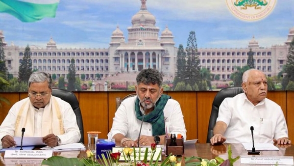 DK Shivakumar with Yediyurappa and Siddharamiah DK Shivakumar with Yediyurappa and Siddharamiah