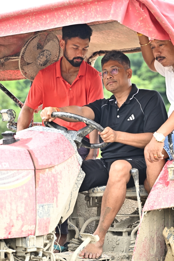 Assam Agriculture Minister Pijush Hazarika at Post-Flood Rehabilitation work in Charaideo.