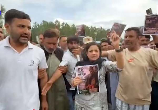 Iltija accuses NC Govt of ignoring Valley fruit growers
