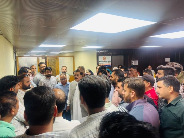 J&K Assembly Employees Protest Against Deputation Order; Seek Review Of GAD Decision