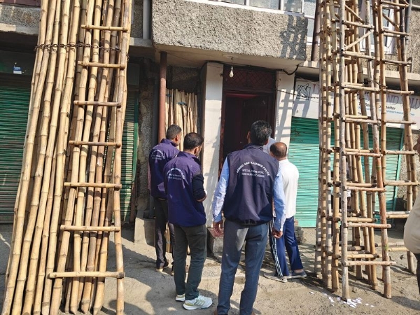 SCW Kashmir Conducts Search At Safakadal In J&K Police Appointment Forgery Case