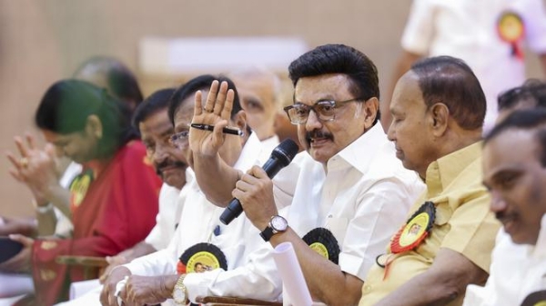 DMK meet ,Stalin seen