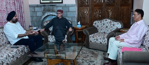 MPs, MLAs, Industrial Representatives Call On CM Omar Abdullah At Raabita