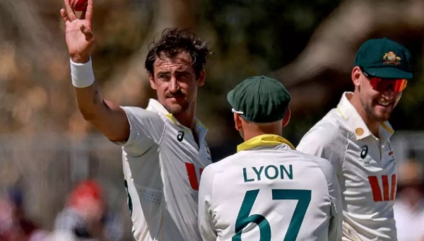 Mitchell Starc