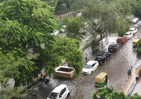 Heavy waterlogging occurred outside Delhi’s Azadpur Metro Station on Monday following torrential rainfall.