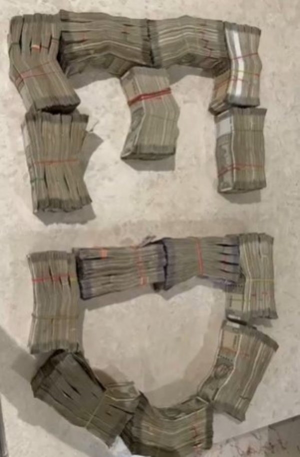 ED Raids Yield Rs 11 Crore in Cash, Digital Devices and Documents from Muzaffarnagar and Ghaziabad.
