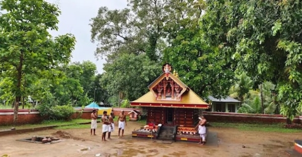 Muchilot Bhagavathy temple ,Kannur