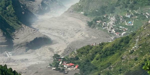 Contact Lost with Over 250 Pilgrims Travelling to Kailash Mansarovar and Gosainkunda, Most Believed to Be Indian