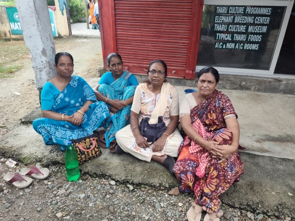 The anxious family members of the tourists