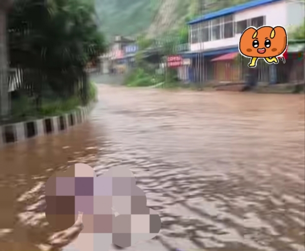 Image of the water lodging in Guwahati.
