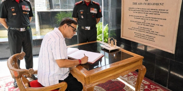 Assam CM Dr Himanta Biswa Sarma Paying Tribute To Assam Regiment Martyrs In Shillong.