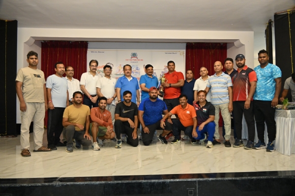 11 outstanding sports persons & support staff felicitated by General Manager