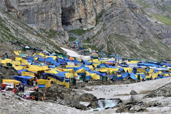 Over 1,000 Pilgrims Leave Jammu For Amarnath Cave Shrine In Kashmir