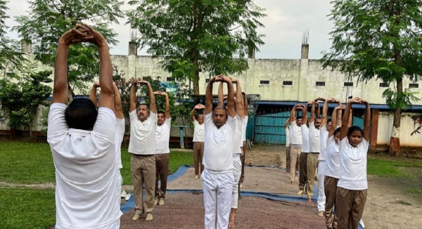 Photo Caption: SSB personnel participate in the 100-day Yoga programme at the F Company of the 1st Battalion, SSB, Sonapur, in Morigaon.
