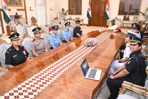 President Droupadi Murmu interacting with the nine-member all-women crew of the Indian Army Sailing Vessel Triveni at Rashtrapati Bhavan on Monday.