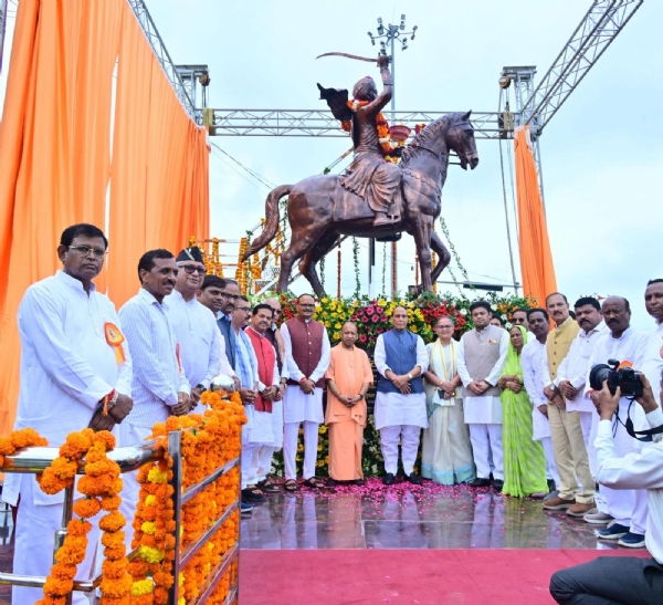 Raksha Mantri unveils magnificent statue of Rani Avantibai Lodhi on Sunday