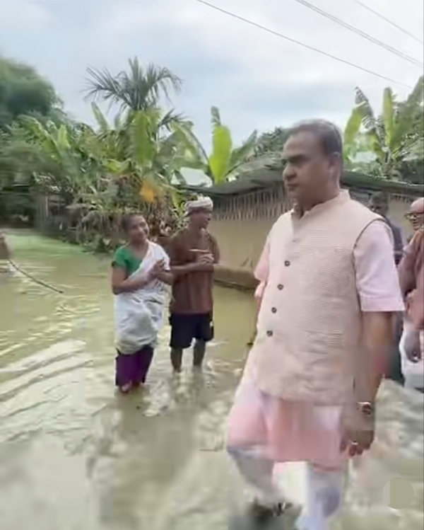 Assam CM Dr Himanta Biswa Sarma Reviewing Flood Situation in Sivasagar.