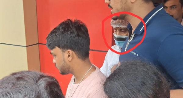 The doctor in the police station The doctor in the police station