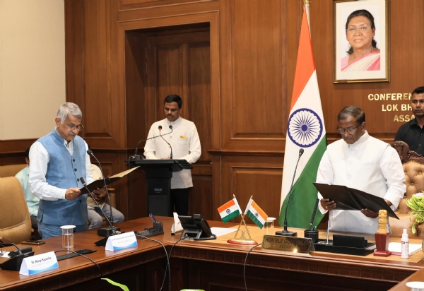 Bharat Bhushan Dev Choudhury Sworning in as Assam State Chief Information Commissioner.